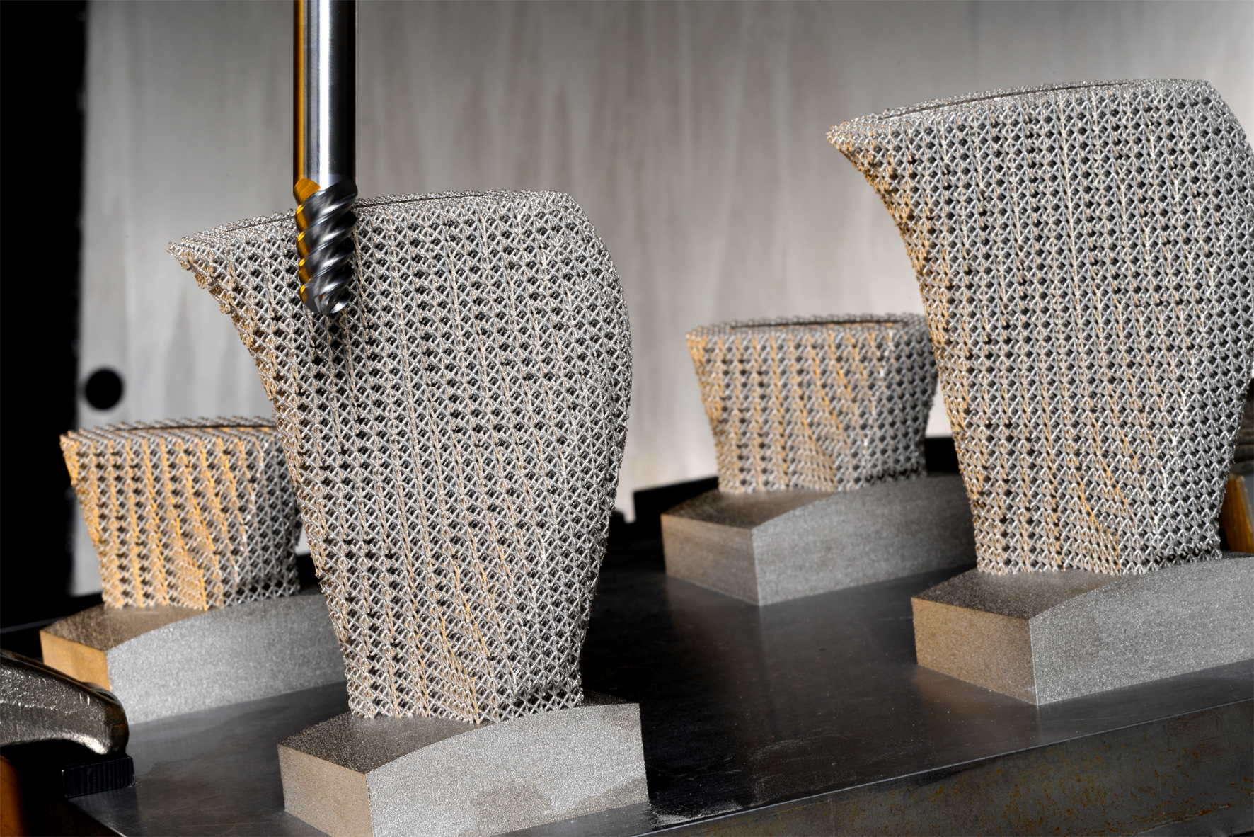3D-Printing: Support structures to prevent vibrations in post ...